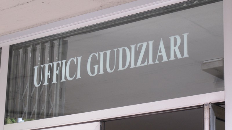Per la temporaneità degli incarichi direttivi